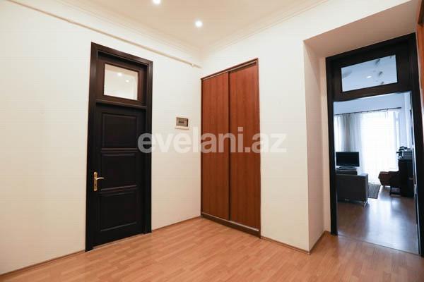 Rent, old building, 5 room, 160 m², Baku, Nasimi r.