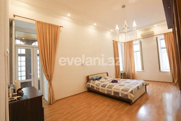 Rent, old building, 5 room, 160 m², Baku, Nasimi r.