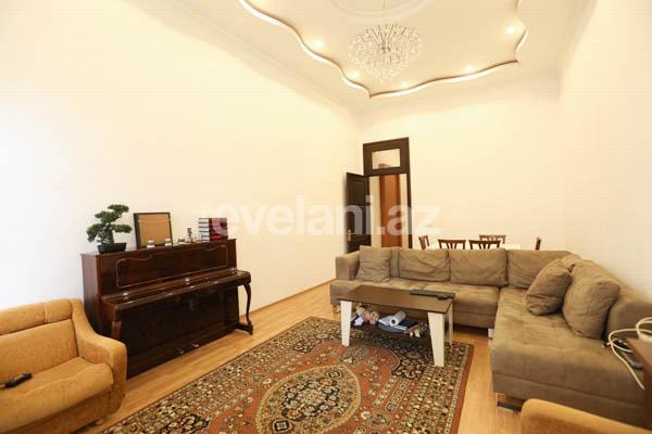 Rent, old building, 5 room, 160 m², Baku, Nasimi r.