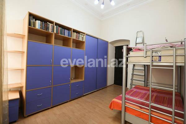 Rent, old building, 5 room, 160 m², Baku, Nasimi r.
