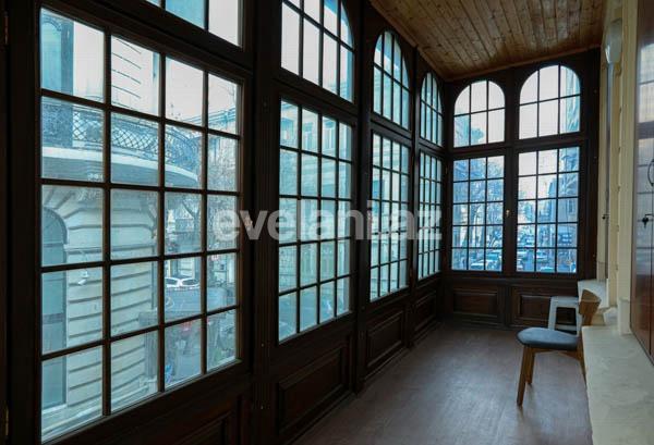 Rent, old building, 5 room, 160 m², Baku, Nasimi r.