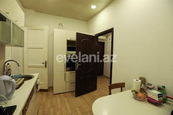 Rent, old building, 5 room, 160 m², Baku, Nasimi r.