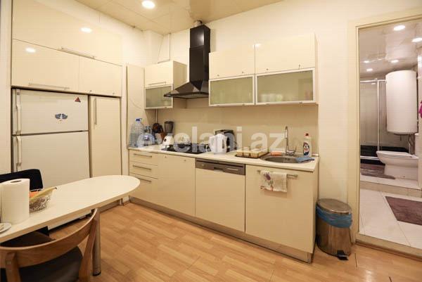 Rent, old building, 5 room, 160 m², Baku, Nasimi r.