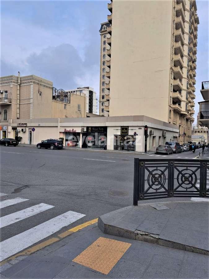 Kirayə verilir, köhnə tikili, 3 otaqlı, 110 m², Bakı, Nəsimi r, 28 may m.