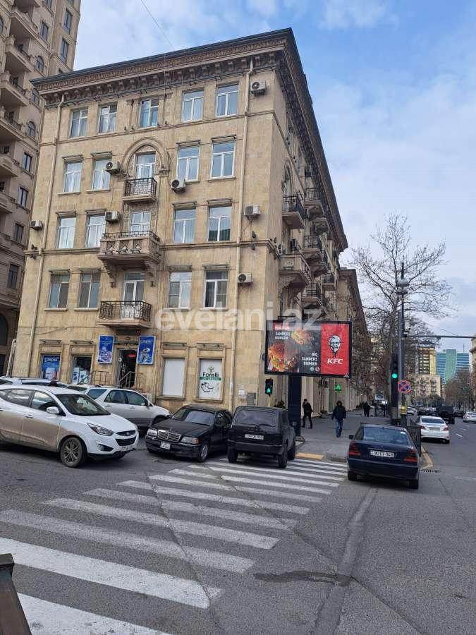 Kirayə verilir, köhnə tikili, 3 otaqlı, 110 m², Bakı, Nəsimi r, 28 may m.