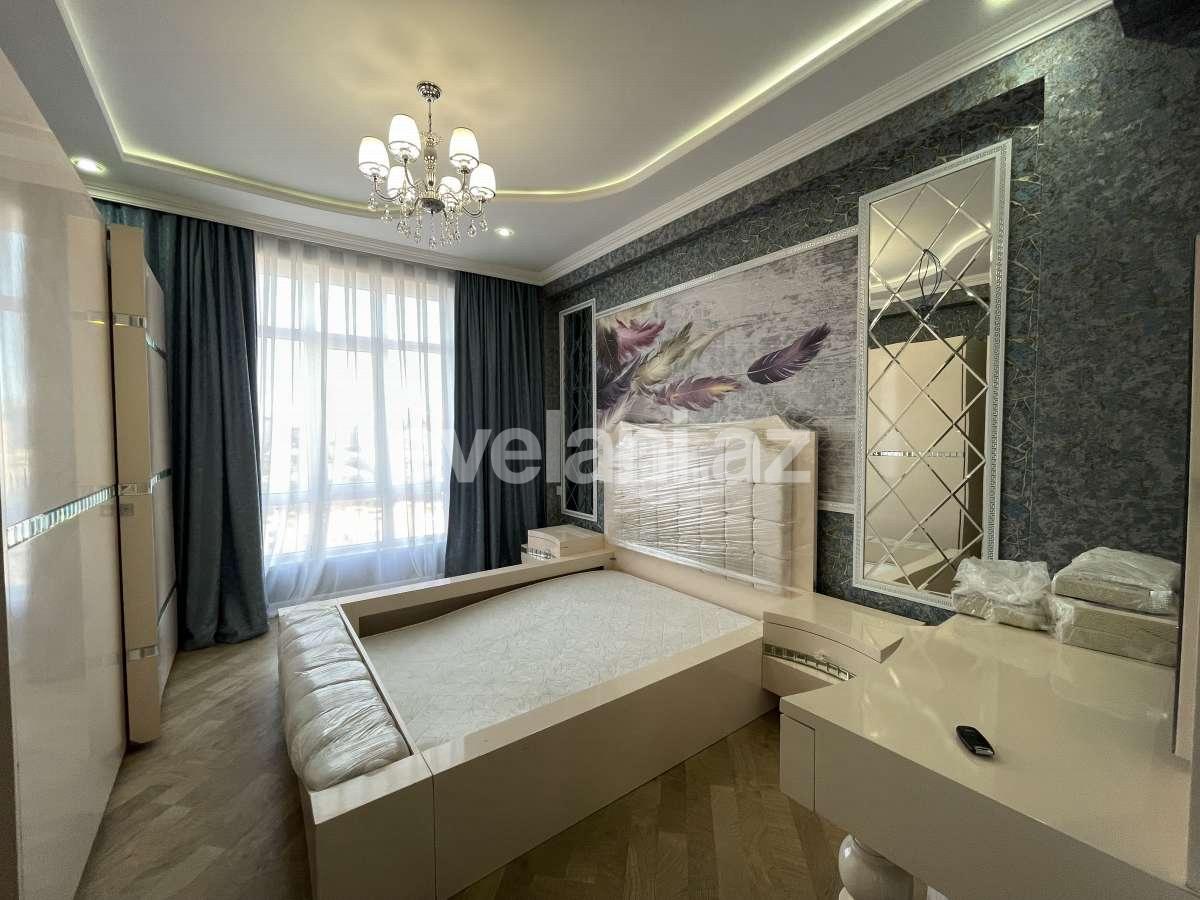 Продаётся, новостройка, 4-комнаты, 140 m², Баку, Хатаинский r, Ахмедлы p, Ази Асланов m.