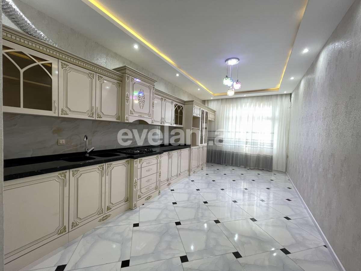 Satılır, yeni tikili, 3 otaqlı, 134 m², Bakı, Nizami r, 8-ci kilometr q, Neftçilər m.