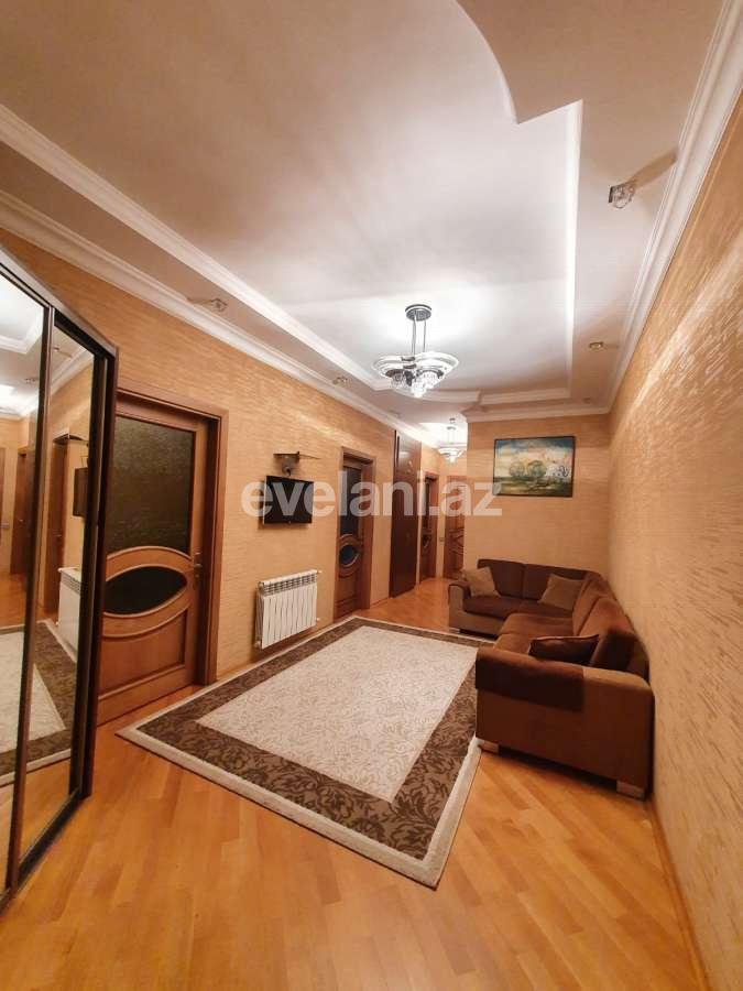 Satılır, yeni tikili, 3 otaqlı, 98 m², Bakı, Binəqədi r, 8-ci mikrorayon q, Azadlıq prospekti m.