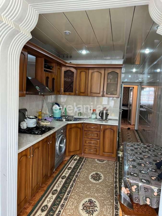 Satılır, köhnə tikili, 4 otaqlı, 110 m², Bakı, Binəqədi r.