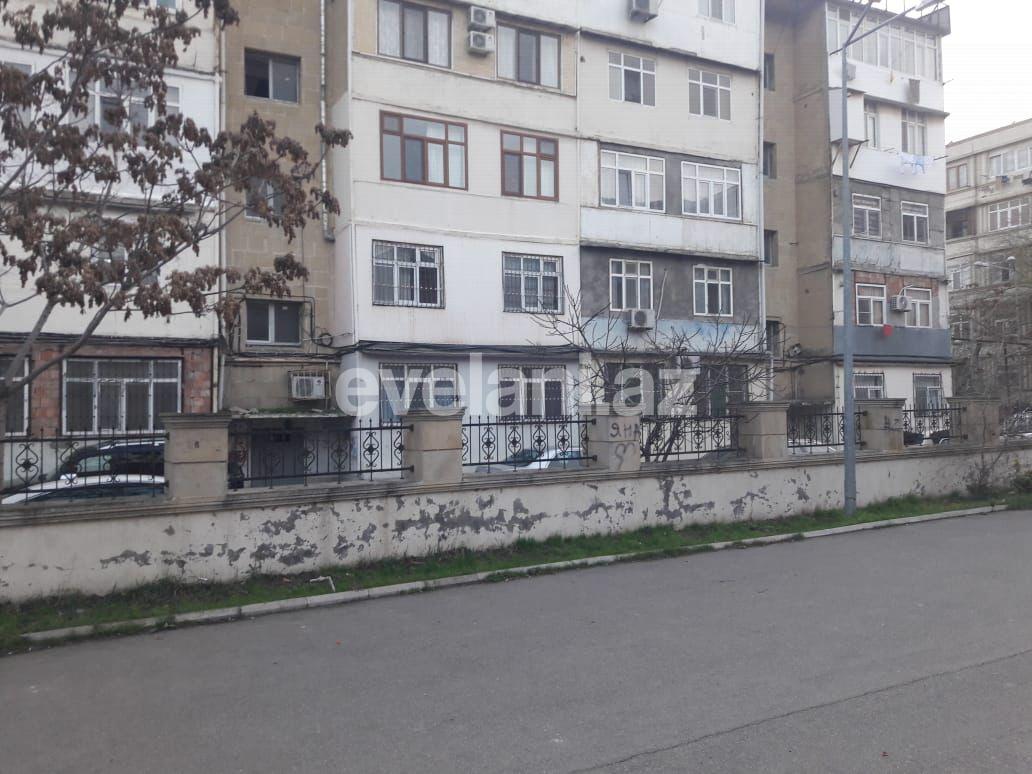 Satılır, köhnə tikili, 4 otaqlı, 110 m², Bakı, Binəqədi r.