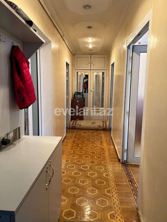 Satılır, köhnə tikili, 4 otaqlı, 110 m², Bakı, Binəqədi r.