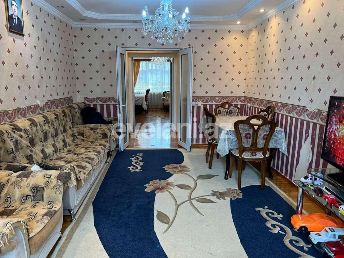 Satılır, köhnə tikili, 4 otaqlı, 110 m², Bakı, Binəqədi r.