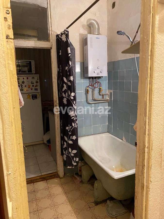 Satılır, köhnə tikili, 2 otaqlı, 49.98 m², Bakı, Binəqədi r, Memar Əcəmi m.