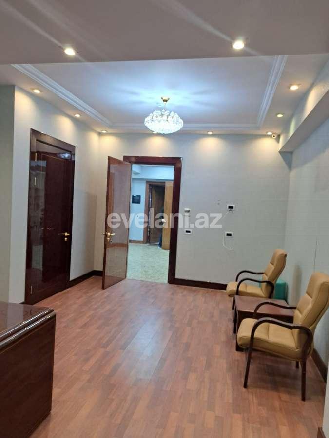 Kirayə verilir, ofis, 4 otaqlı, 165 m², Bakı, Xətai r, Şah İsmayıl Xətai m.