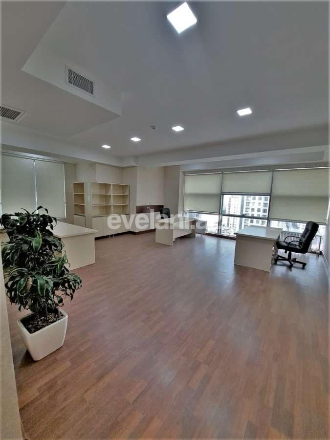 Kirayə verilir, ofis, 4 otaqlı, 165 m², Bakı, Xətai r, Şah İsmayıl Xətai m.