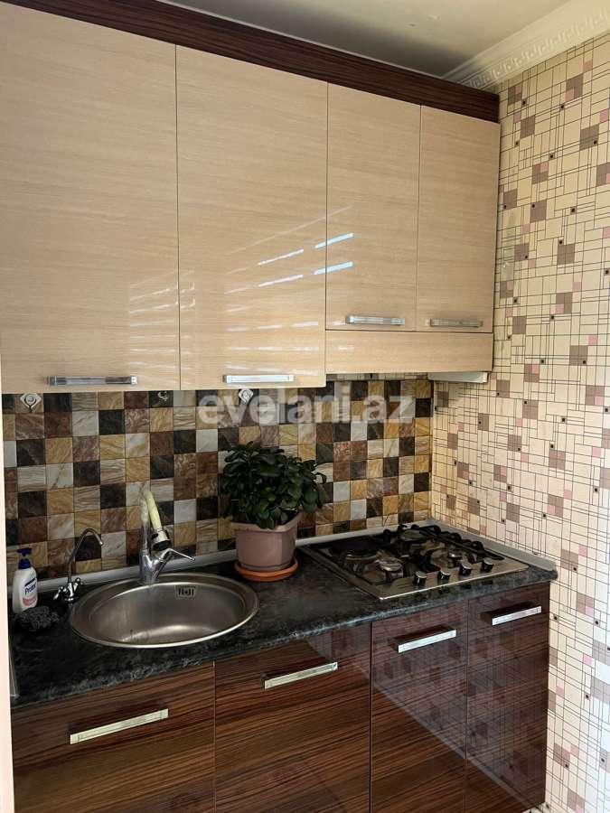 Rent, old building, 3 room, 80 m², Baku, Yasamal r, Yeni Yasamal d, Inshaatchilar m.