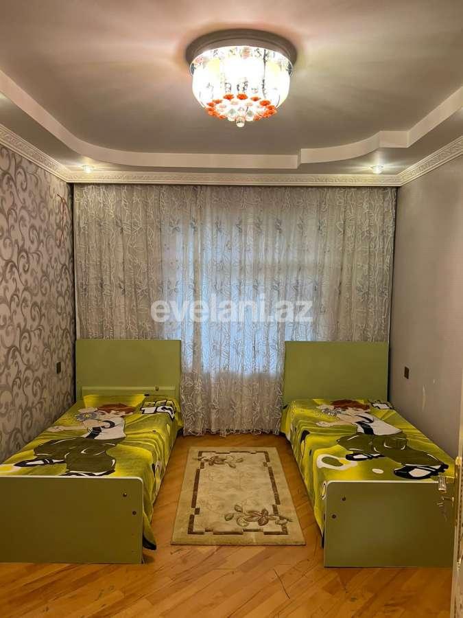 Rent, old building, 3 room, 80 m², Baku, Yasamal r, Yeni Yasamal d, Inshaatchilar m.