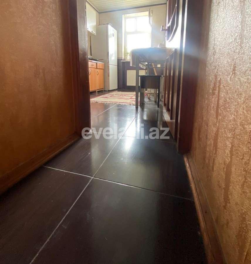 Satılır, köhnə tikili, 3 otaqlı, 70 m², Bakı, Sabunçu r, Bakıxanov q, Neftçilər m.