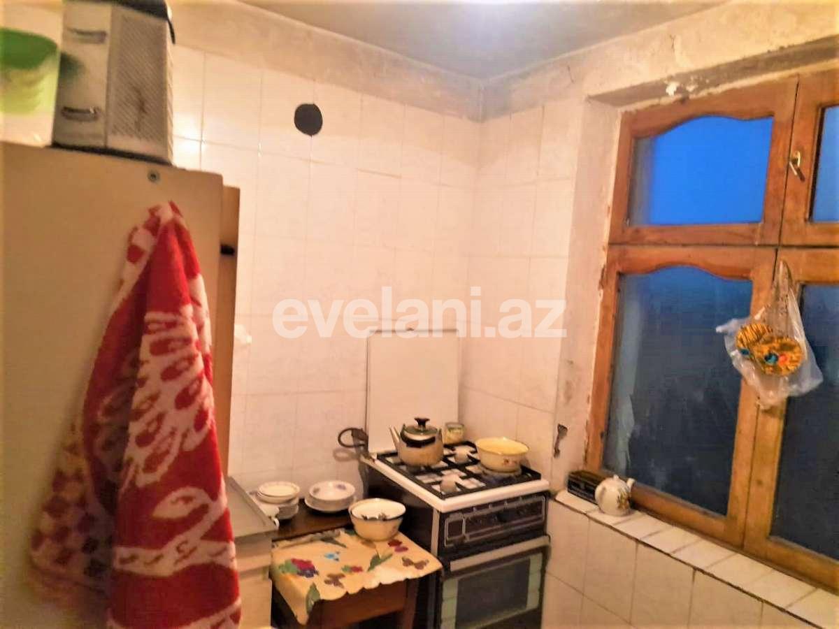 Sale, old building, 3 room, 65 m², Baku, Nizami r, 8-th kilometer d, Gara Garayev m.