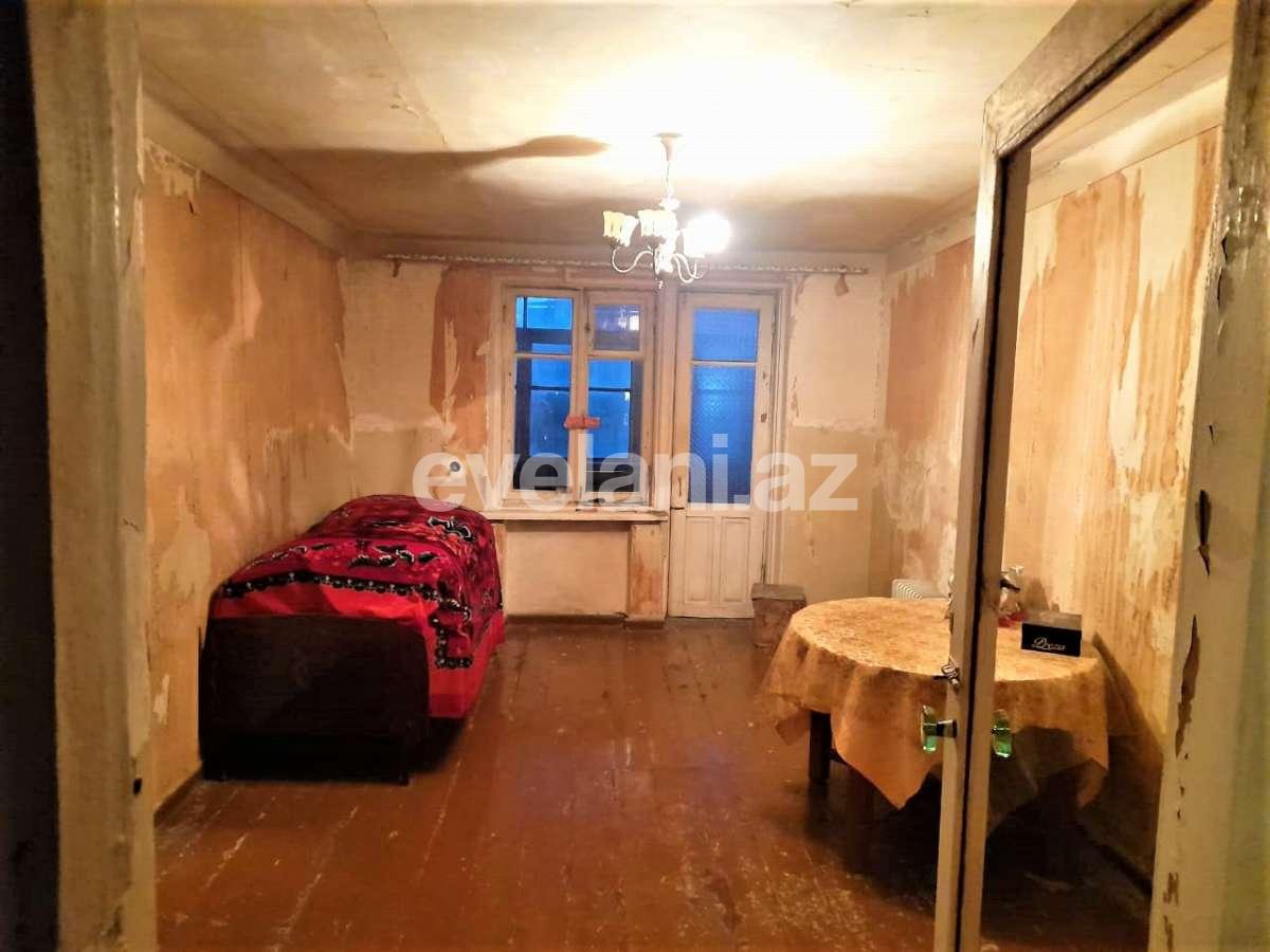 Sale, old building, 3 room, 65 m², Baku, Nizami r, 8-th kilometer d, Gara Garayev m.