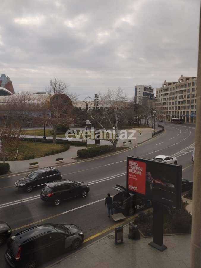Rent, old building, 3 room, 110 m², Baku, Sabunchu r.