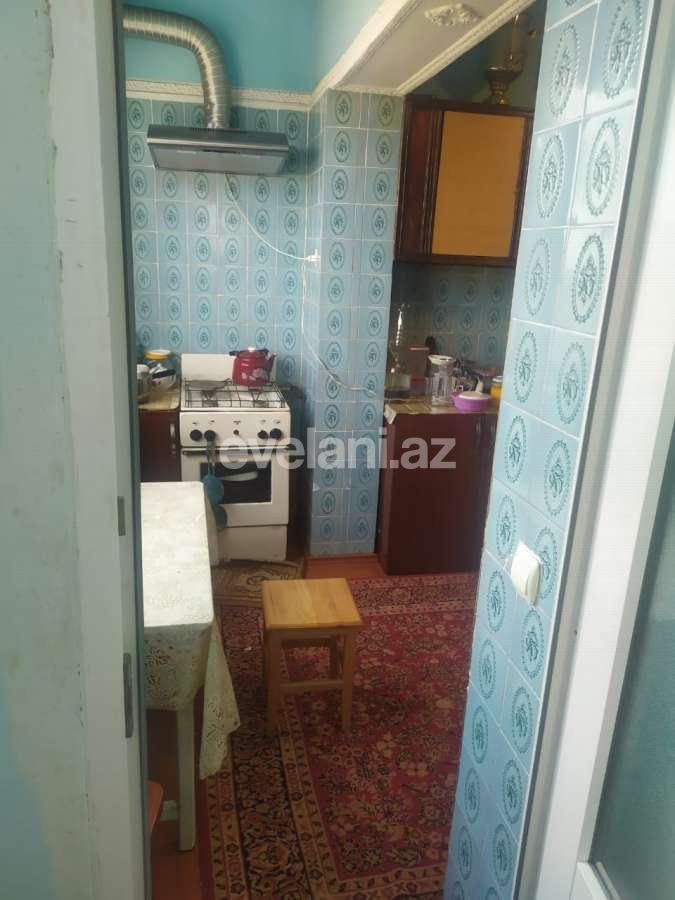 Satılır, köhnə tikili, 2 otaqlı, 54.99 m², Bakı, Binəqədi r, 8-ci mikrorayon q, Azadlıq prospekti m.