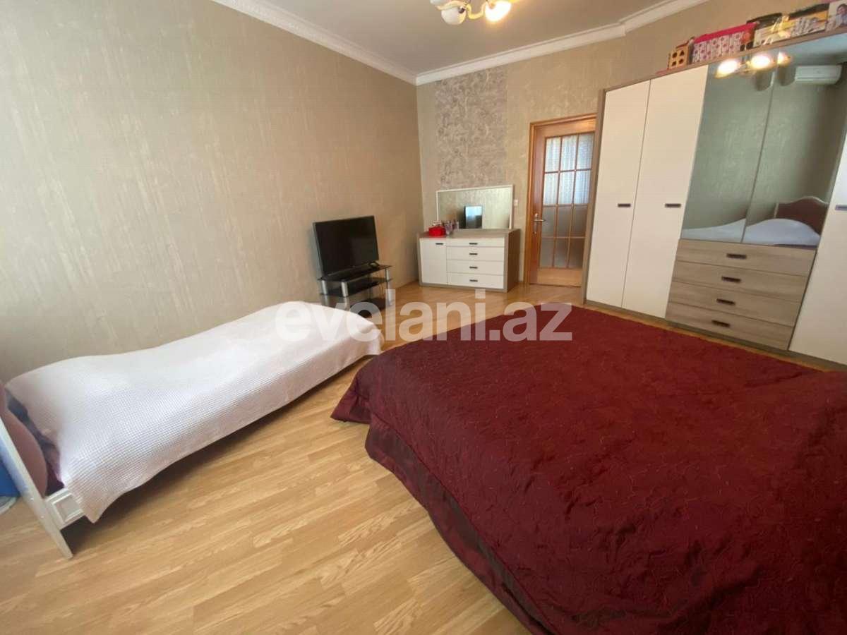 Satılır, yeni tikili, 4 otaqlı, 210 m², Bakı, Binəqədi r, 8-ci mikrorayon q, Azadlıq prospekti m.