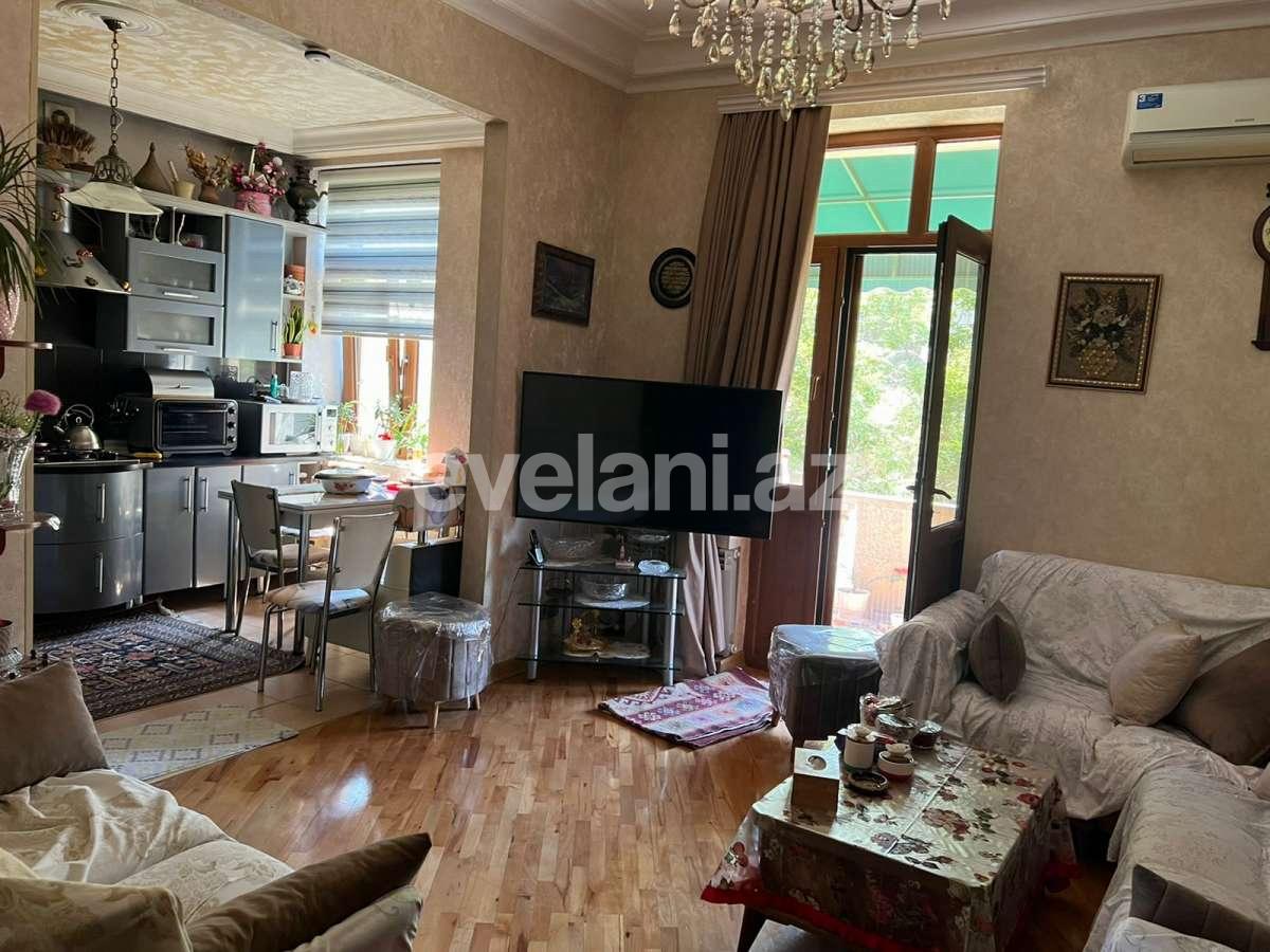 Продаётся, вторичка, 3-комнаты, 67 m², Баку, Ясамальский r, Элмляр Академиясы m.