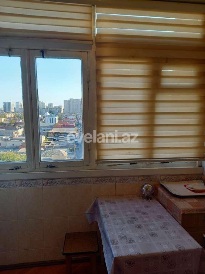 Satılır, köhnə tikili, 5 otaqlı, 135 m², Bakı, Yasamal r, Yeni Yasamal q, İnşaatçılar m.