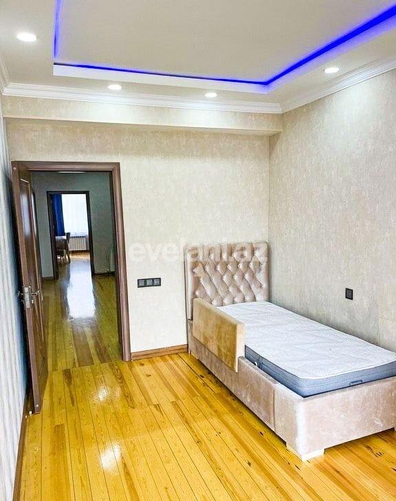 Rent, new building, 4 room, 155 m², Baku, Khatai r, Hazi Aslanov d, Hazi Aslanov m.
