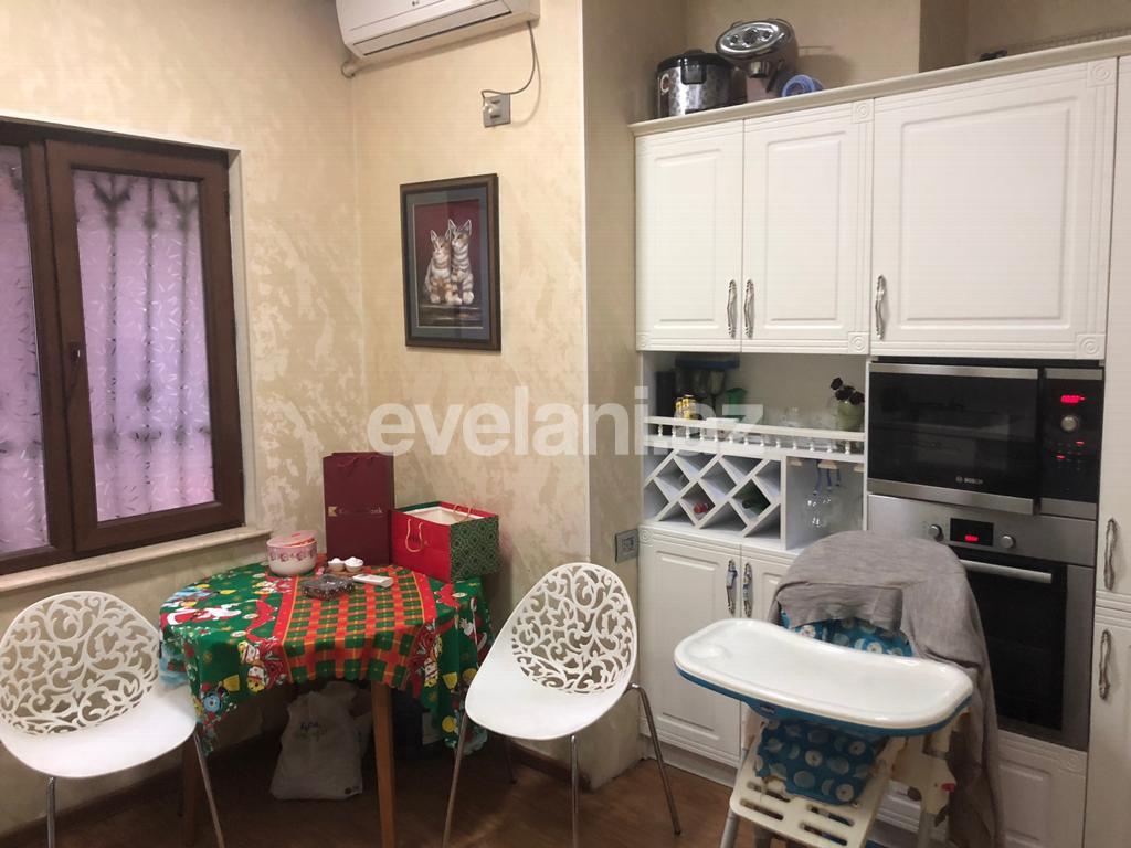 Продаётся, вторичка, 3-комнаты, 110 m², Баку, Сабаильский r, Ичери Шехер m.