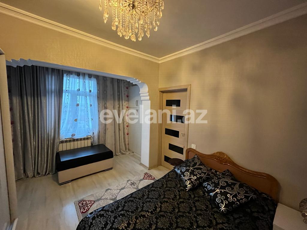 Satılır, köhnə tikili, 3 otaqlı, 71.98 m², Bakı, Binəqədi r, 6-cı mikrorayon q, Azadlıq prospekti m.