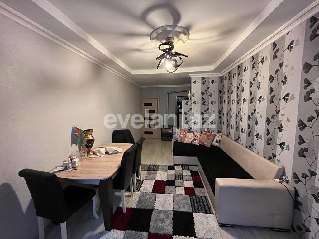Satılır, köhnə tikili, 3 otaqlı, 71.98 m², Bakı, Binəqədi r, 6-cı mikrorayon q, Azadlıq prospekti m.