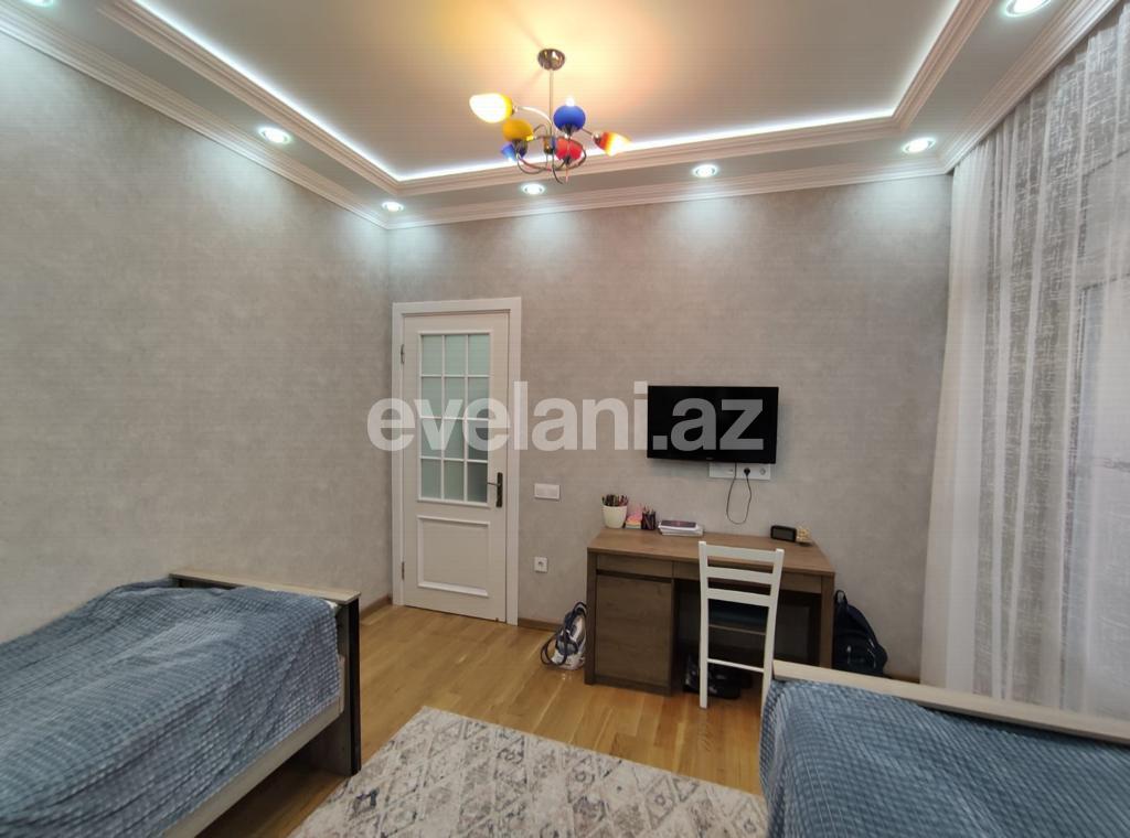Satılır, yeni tikili, 3 otaqlı, 118 m², Bakı, Nizami r, Qara Qarayev m.