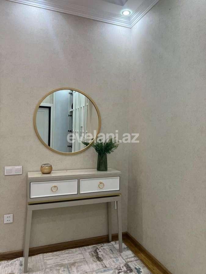 Satılır, yeni tikili, 3 otaqlı, 118 m², Bakı, Nizami r, Qara Qarayev m.
