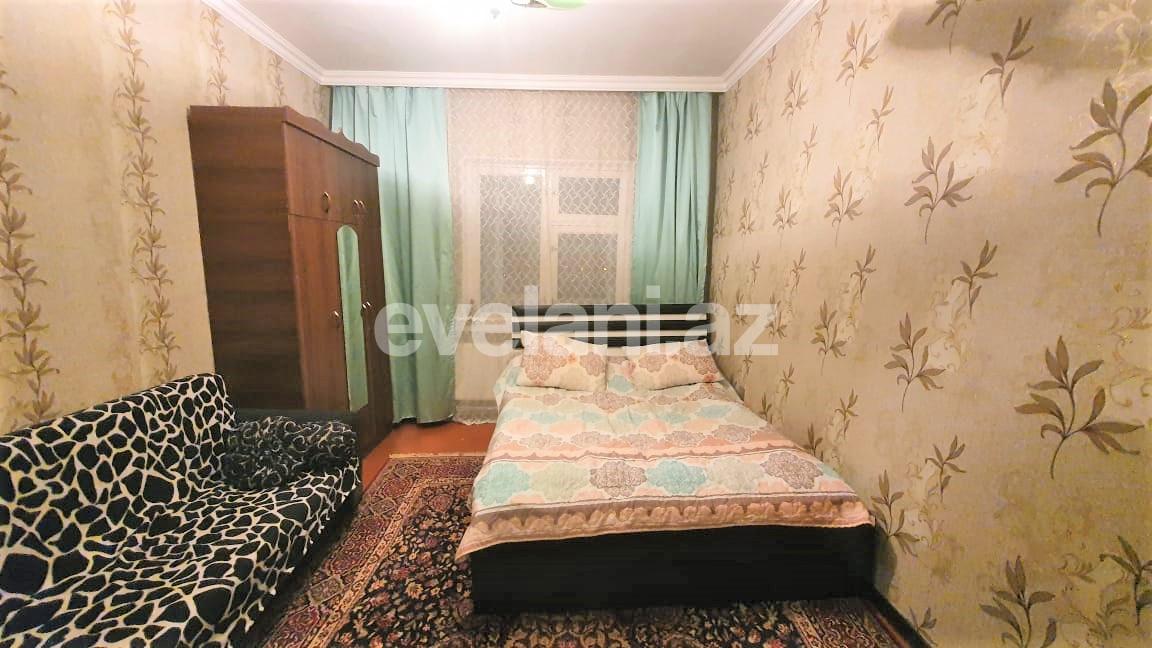 Satılır, köhnə tikili, 4 otaqlı, 110 m², Bakı, Suraxanı r.