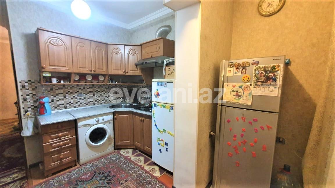 Satılır, köhnə tikili, 4 otaqlı, 110 m², Bakı, Suraxanı r.