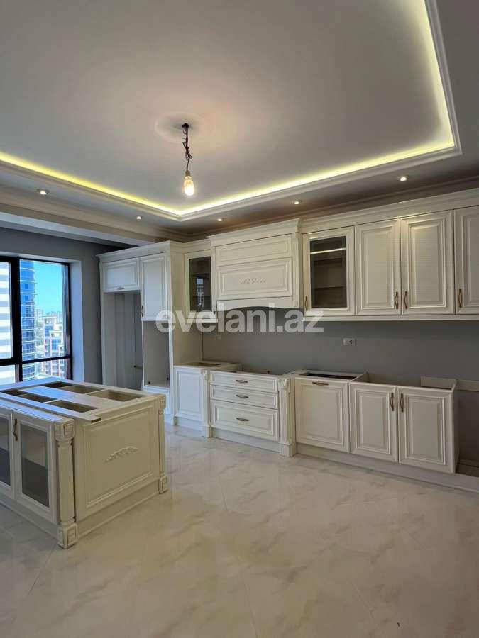 Satılır, yeni tikili, 4 otaqlı, 232 m², Bakı, Yasamal r, Nizami m.