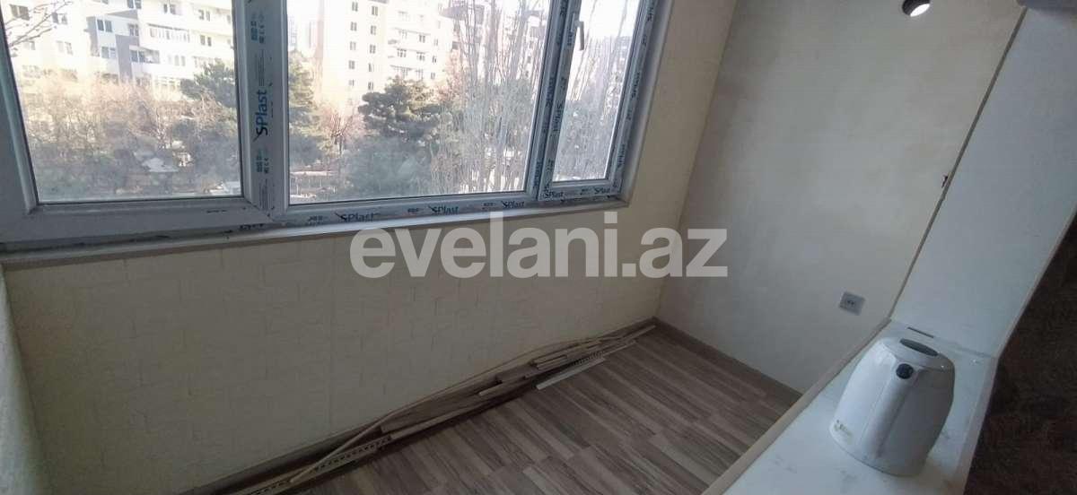 Satılır, köhnə tikili, 2 otaqlı, 34.99 m², Bakı, Nəsimi r, 4-cü mikrorayon q, Nəsimi m.