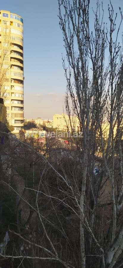 Satılır, köhnə tikili, 2 otaqlı, 34.99 m², Bakı, Nəsimi r, 4-cü mikrorayon q, Nəsimi m.