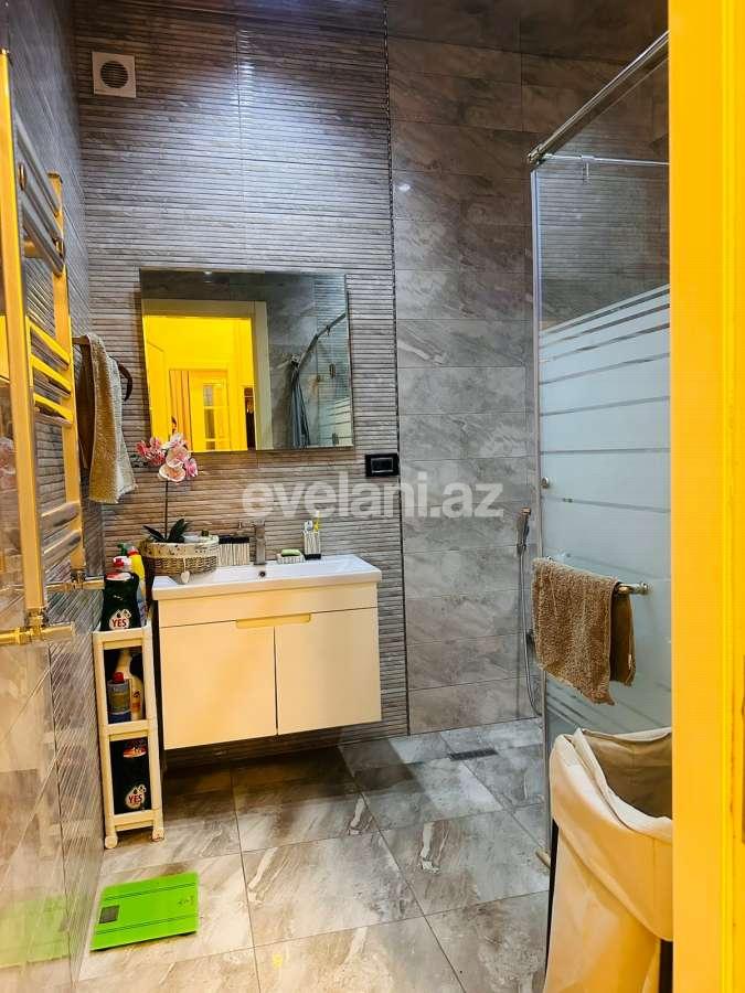 Sale, new building, 3 room, 200 m², Baku, Yasamal r, Elmlar Akademiyası m.