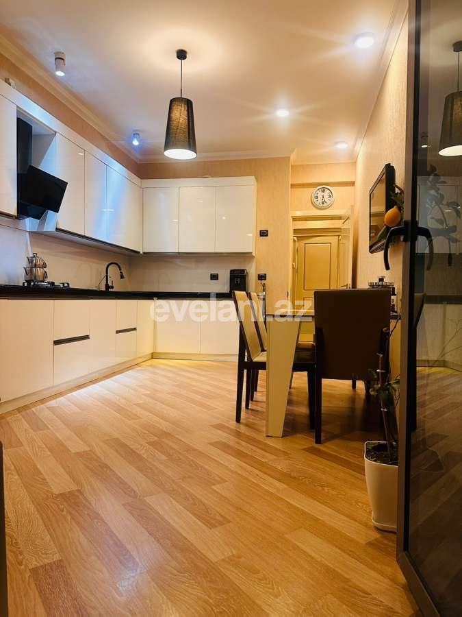 Sale, new building, 3 room, 200 m², Baku, Yasamal r, Elmlar Akademiyası m.