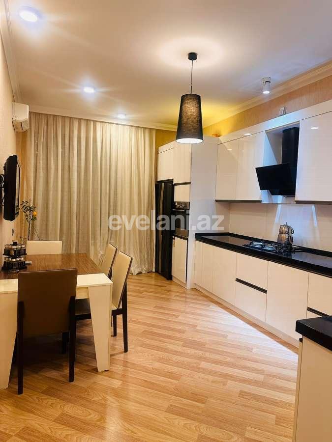 Sale, new building, 3 room, 200 m², Baku, Yasamal r, Elmlar Akademiyası m.