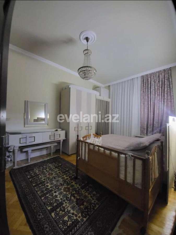 Satılır, köhnə tikili, 3 otaqlı, 90 m², Bakı, Yasamal r, Elmlər Akademiyası m.