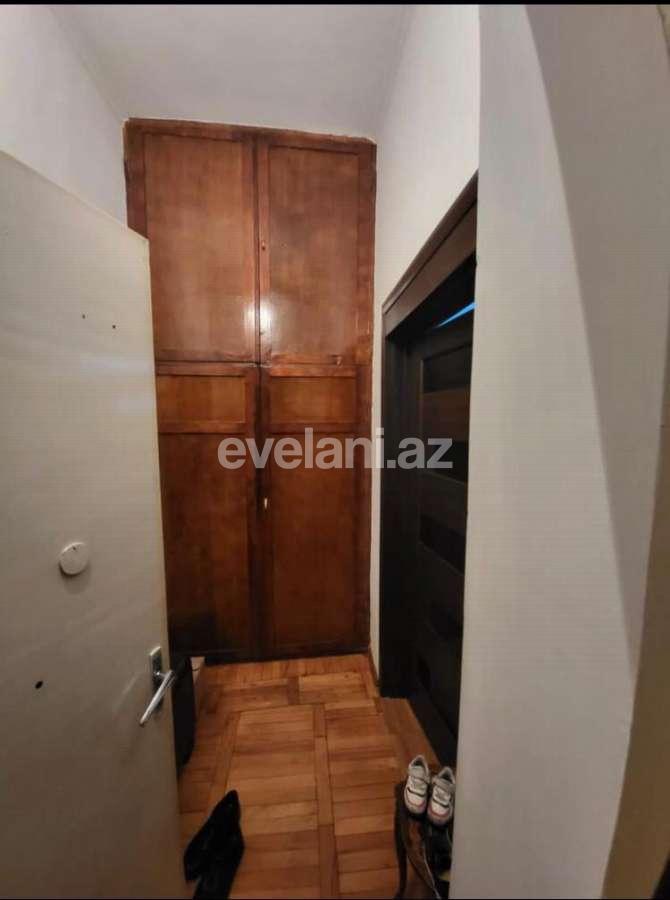 Satılır, köhnə tikili, 3 otaqlı, 90 m², Bakı, Yasamal r, Elmlər Akademiyası m.