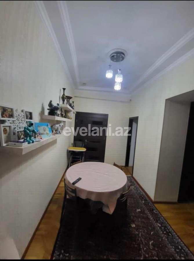 Satılır, köhnə tikili, 3 otaqlı, 90 m², Bakı, Yasamal r, Elmlər Akademiyası m.