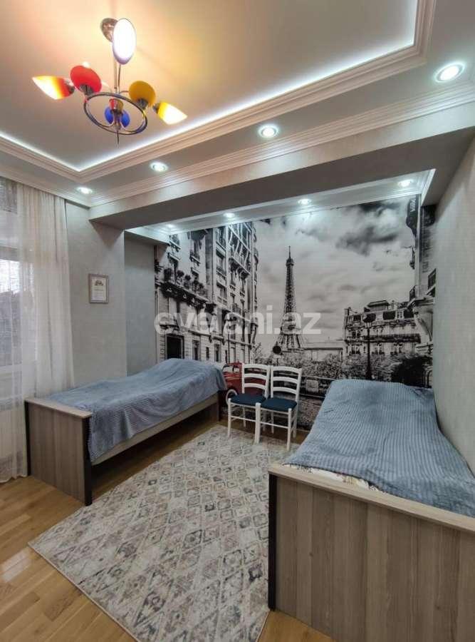 Satılır, yeni tikili, 3 otaqlı, 117 m², Bakı, Nizami r, Qara Qarayev m.