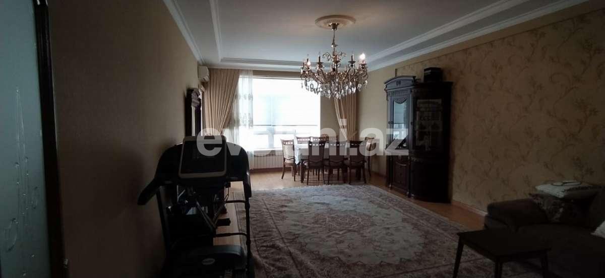 Kirayə verilir, yeni tikili, 3 otaqlı, 130 m², Bakı, Xətai r.