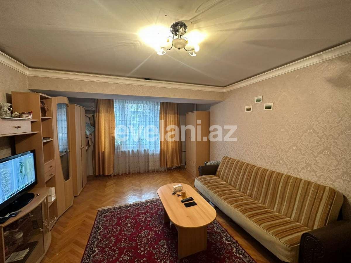 Kirayə verilir, köhnə tikili, 1 otaqlı, 50 m², Bakı, Nərimanov r.