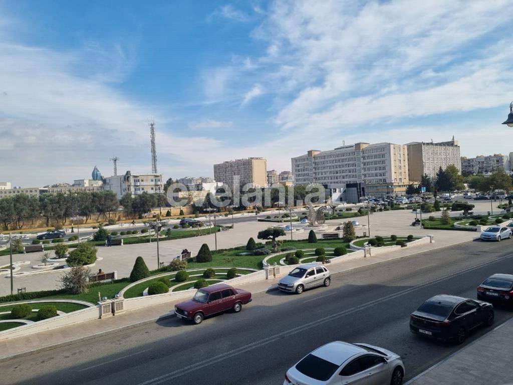 Satılır, köhnə tikili, 2 otaqlı, 60 m², Bakı, Nərimanov r, Gənclik m.